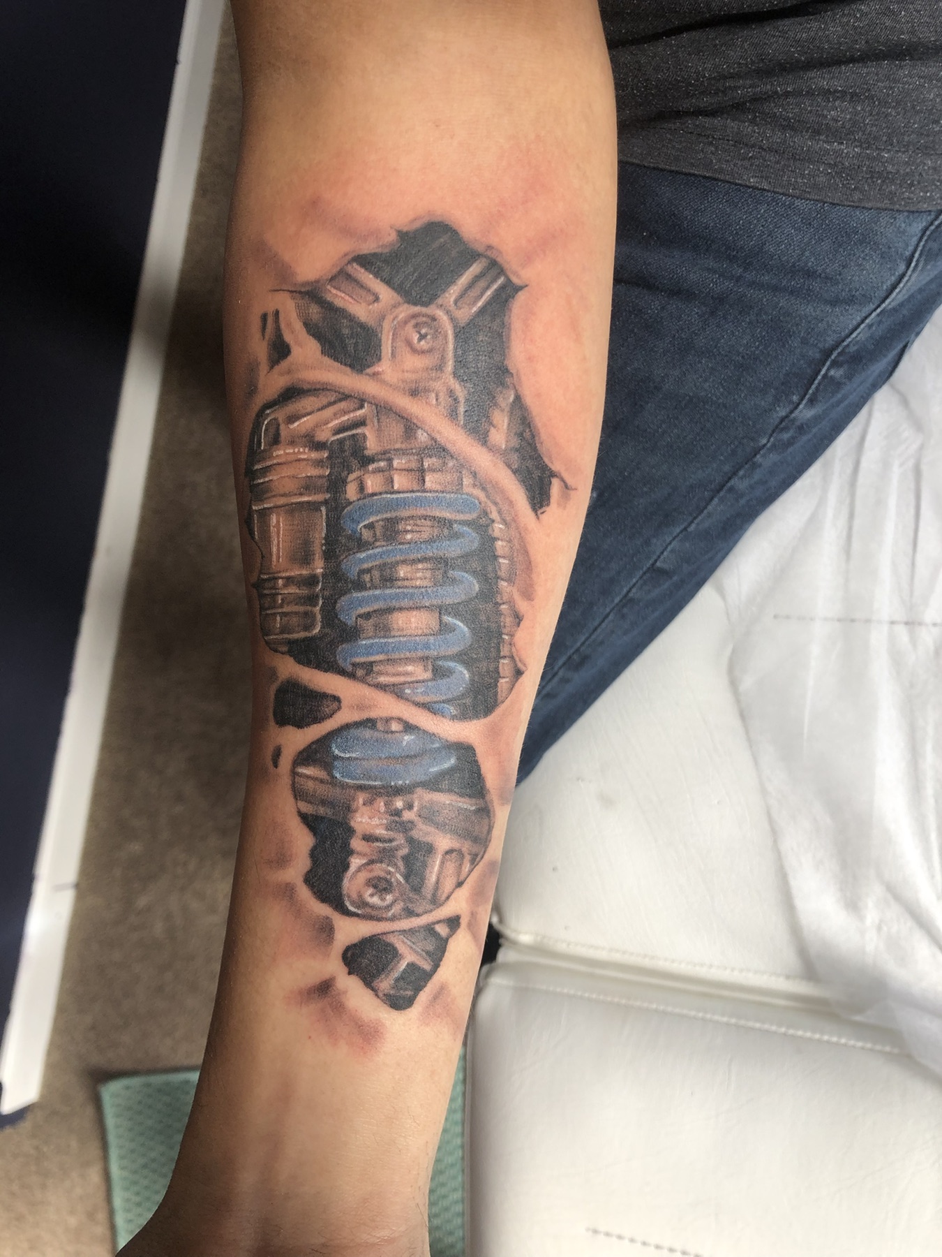Mechanical cutaway tattoo